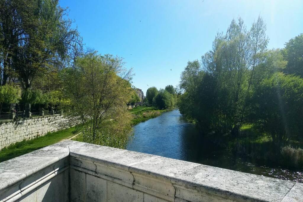 Tu Hogar En El Camino. Burgos Centro. Vut. Wifi Apartment ภายนอก รูปภาพ