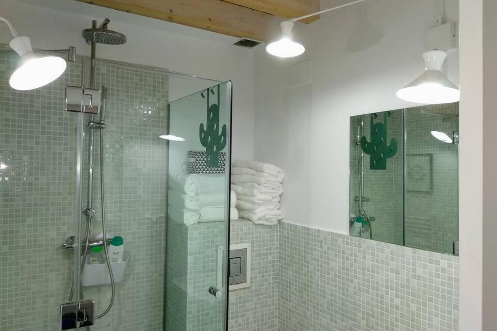 Tu Hogar En El Camino. Burgos Centro. Vut. Wifi Apartment ภายนอก รูปภาพ